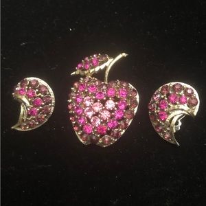 Vintage Brooch and earring set